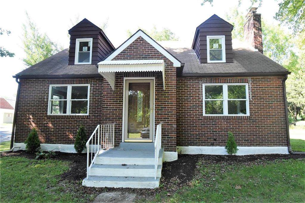 1755 Emmaus Avenue - Photo 1