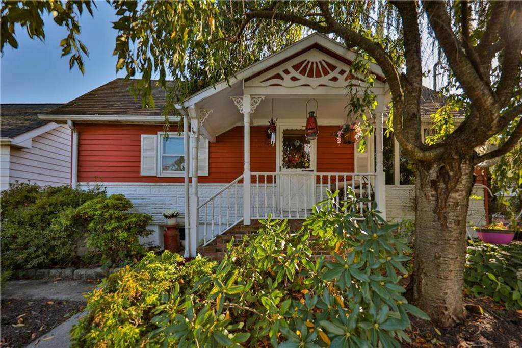 742 South Boulevard - Photo 1