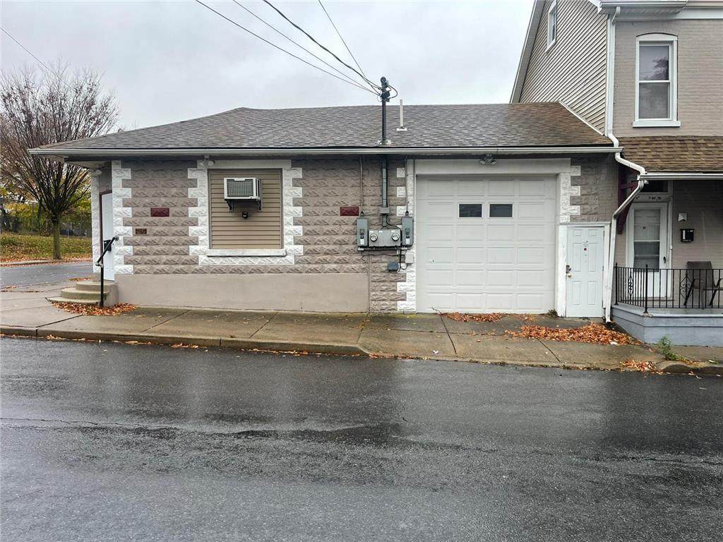 329 Folk Street - Photo 1