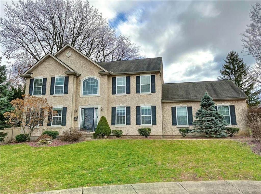 1340 Woodlawn Street - Photo 1