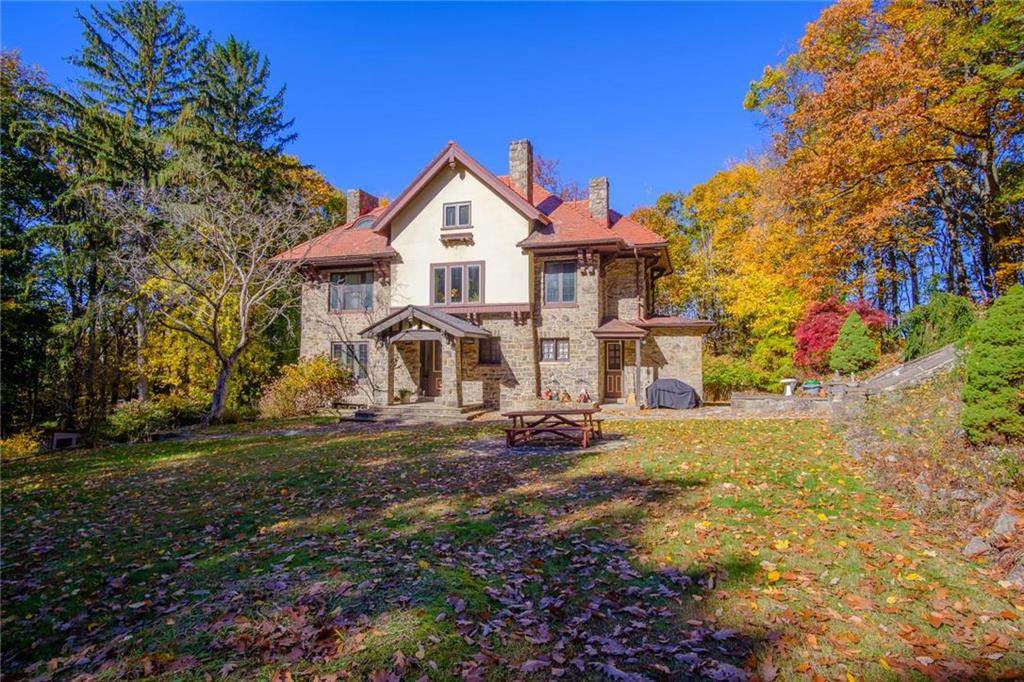 214 Mountain Park Road - Photo 1