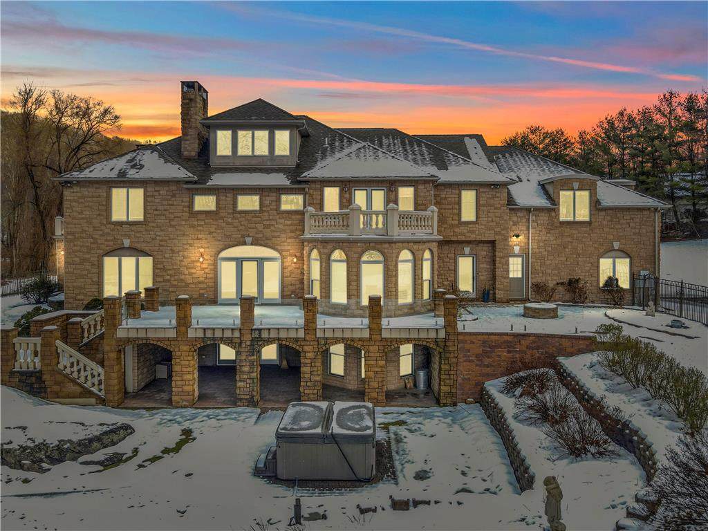 2173 Fox Run Road - Photo 1