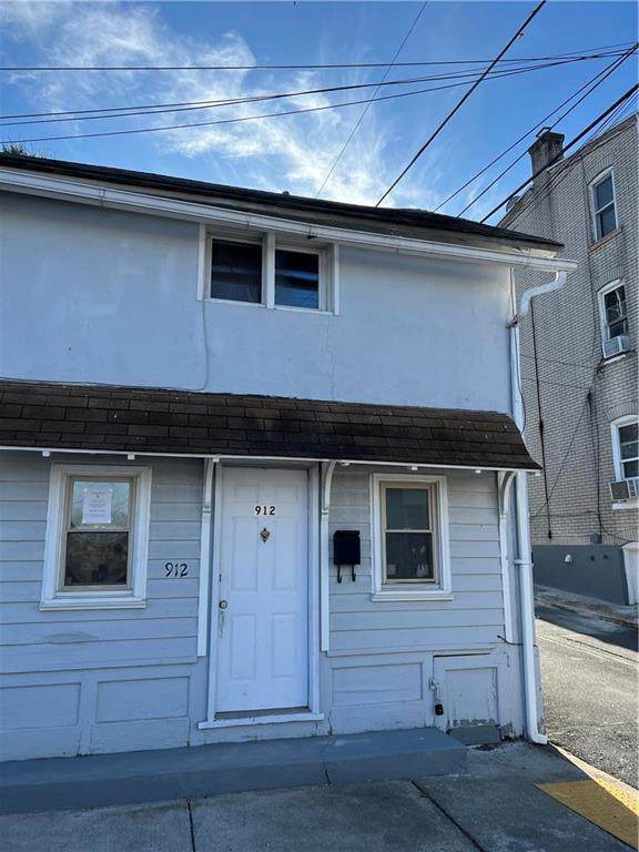 912 Cedar Street - Photo 1