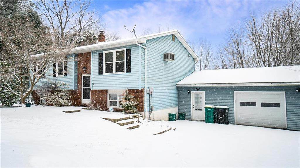 112 Charles Court - Photo 1