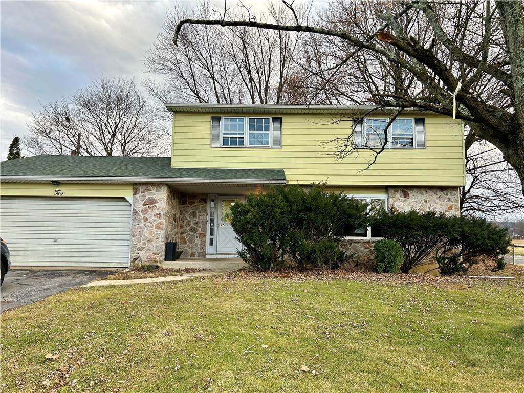 7570 Foxglove Place - Photo 1