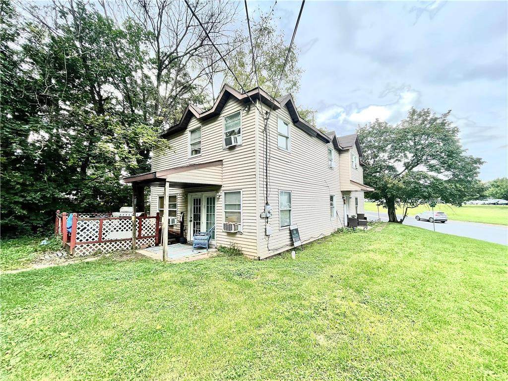 1718 Stanley Street - Photo 1