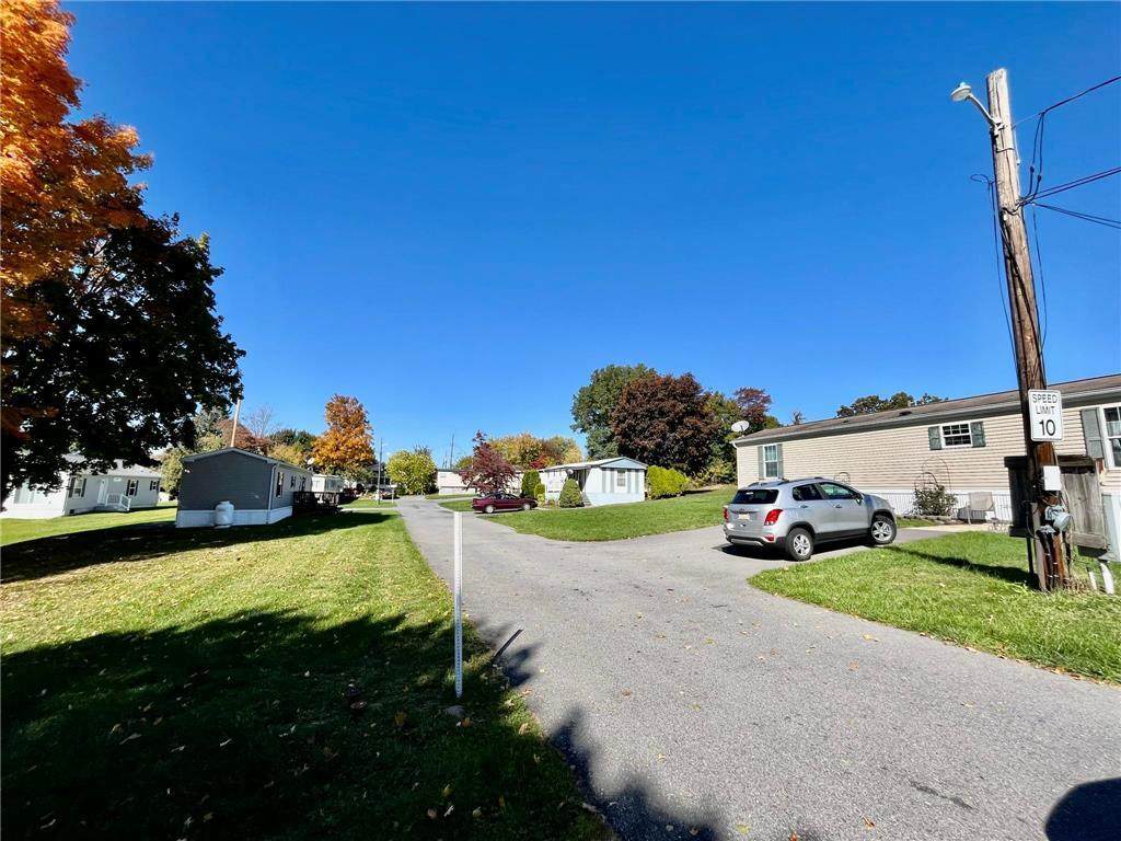 525 School Road - Photo 1