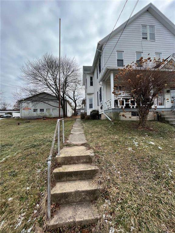 828 Center Avenue - Photo 1