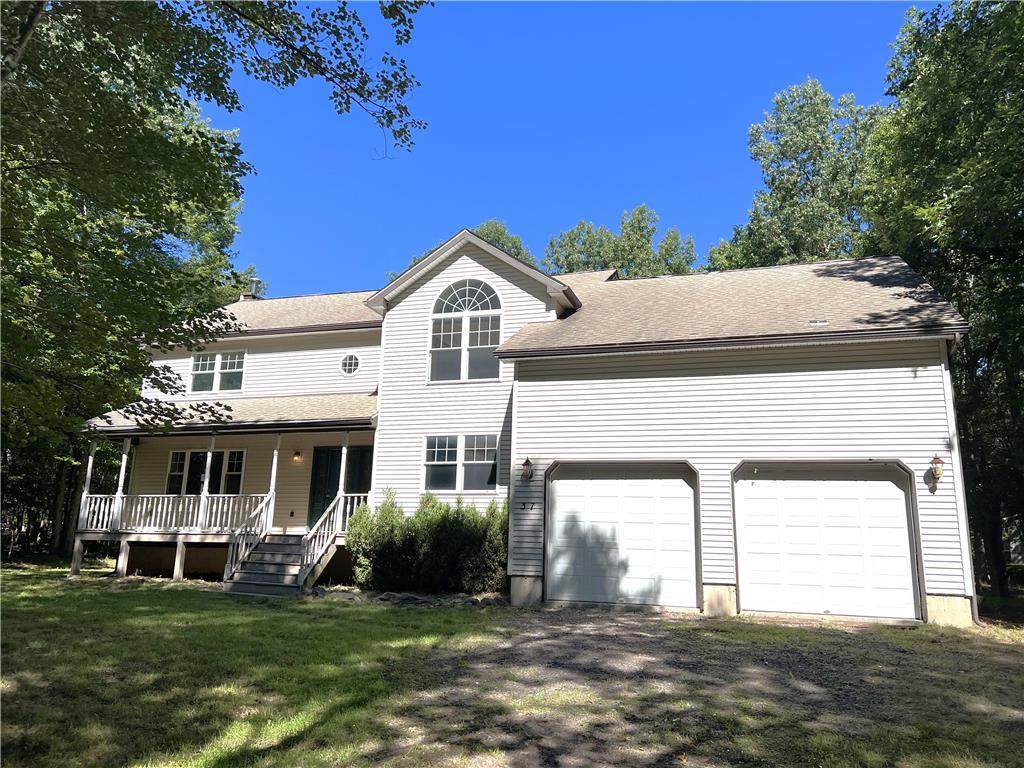 37 Surrey - Photo 1