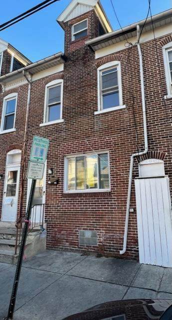 926 Allen Street - Photo 1