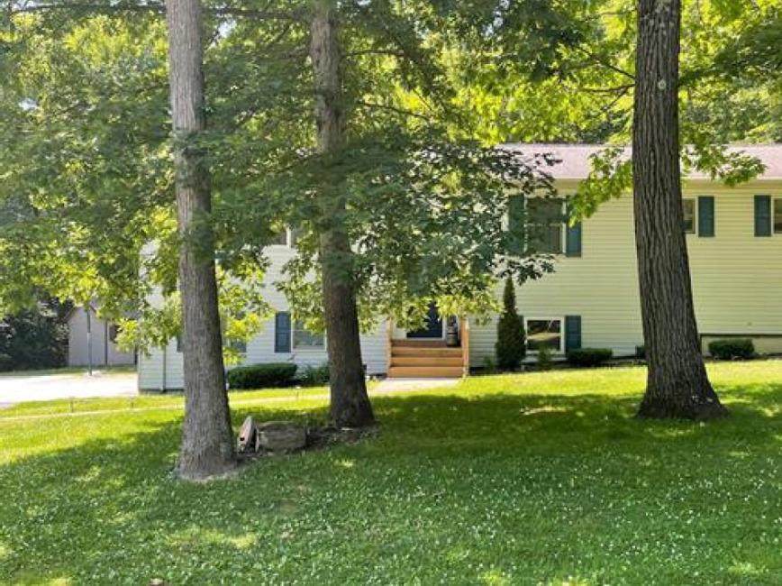 1331 Deer Path Drive - Photo 1