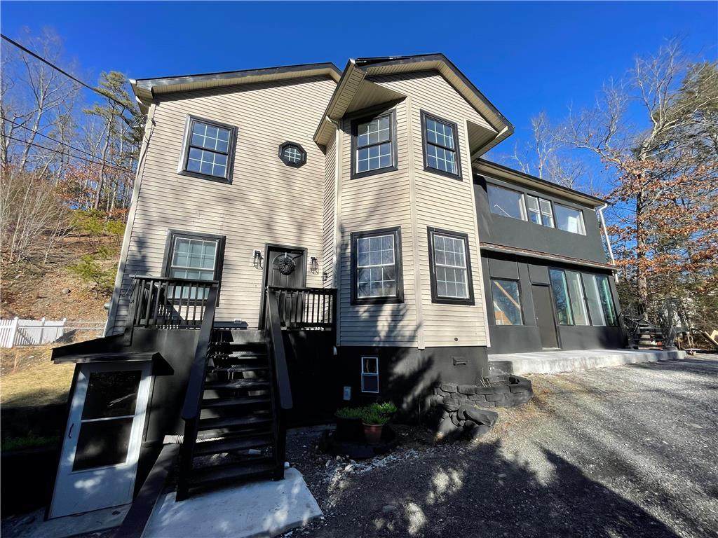 317 Lower Lakeview Drive - Photo 1