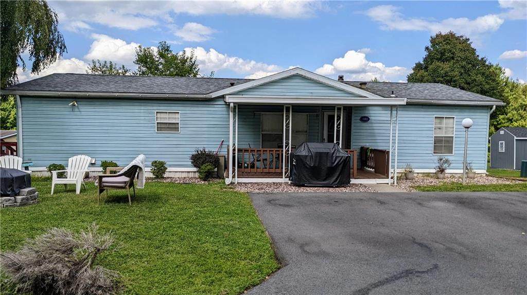 1003 Pecan Drive - Photo 1