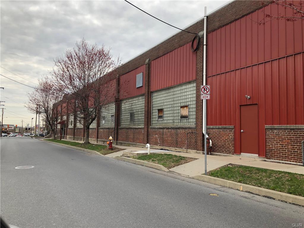 550 Green Street - Photo 1