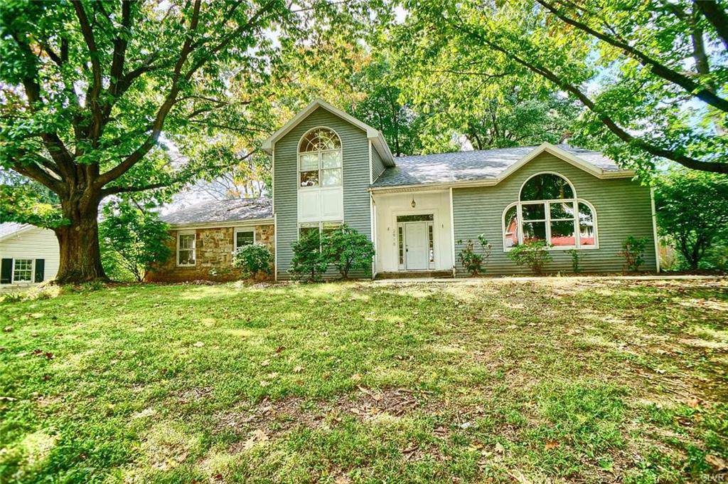 2918 Edgemont Drive - Photo 1
