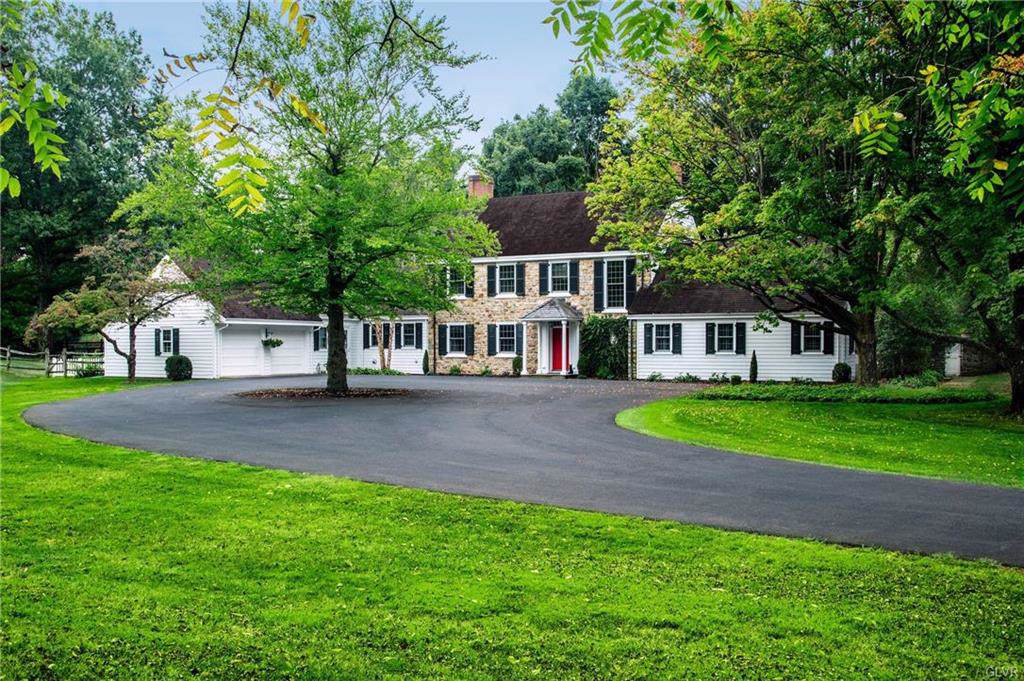 1803 Apple Tree Lane - Photo 1