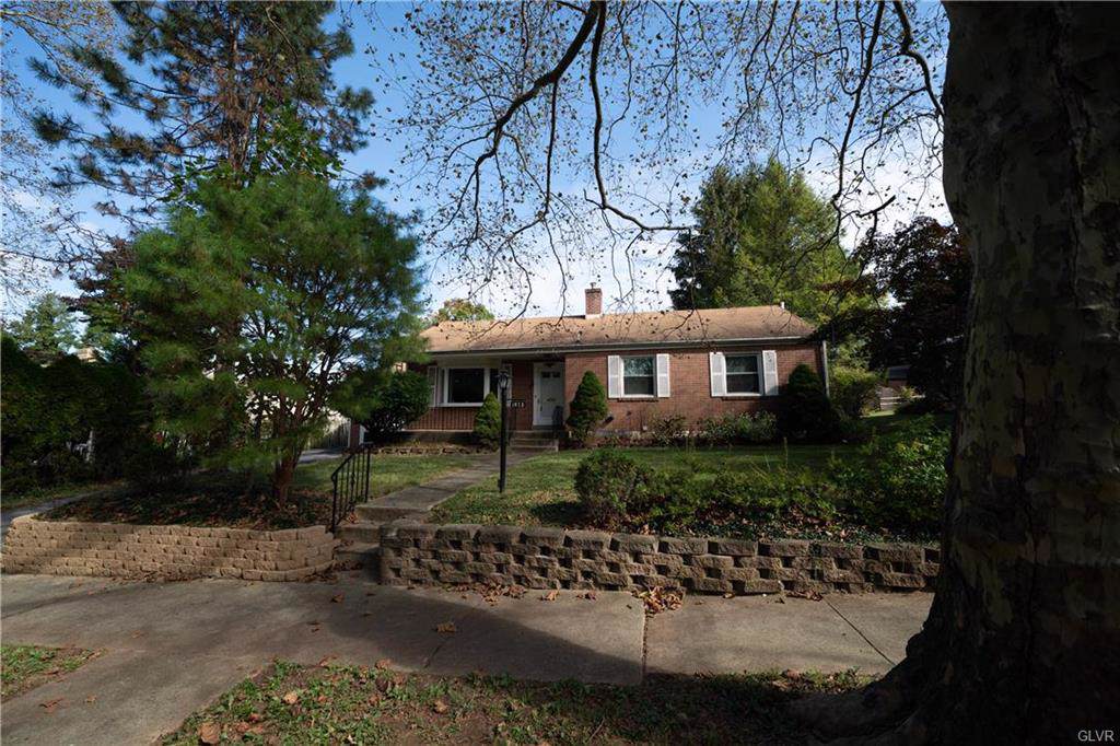 1073 Lehigh Parkway - Photo 1