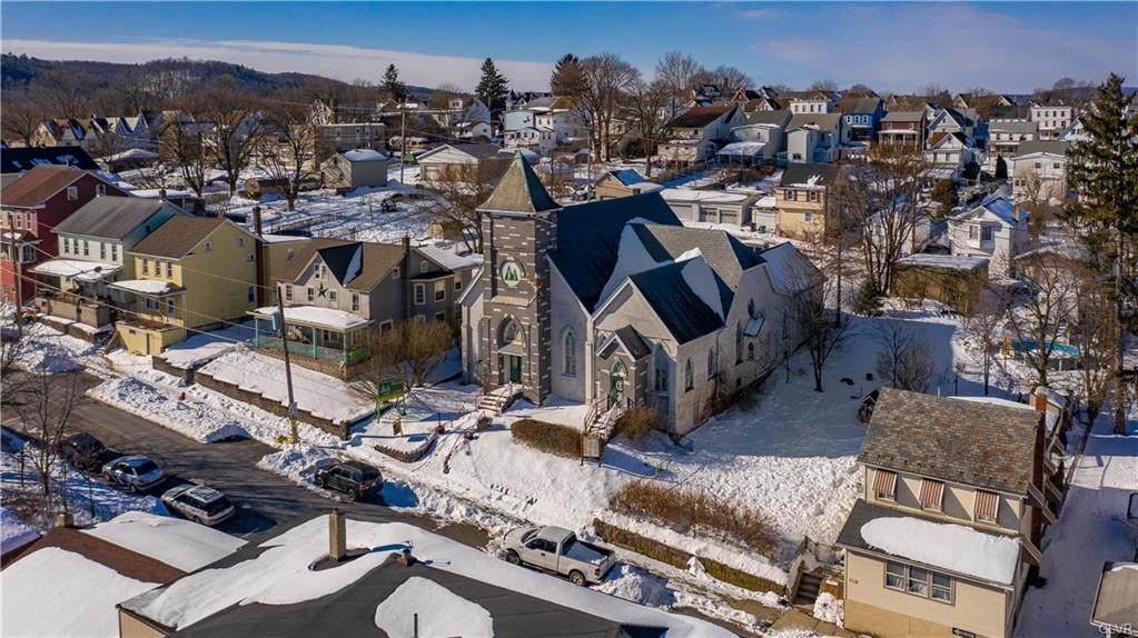 226 1St Street - Photo 1