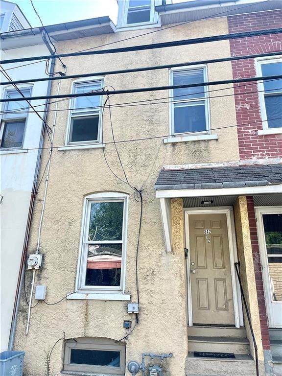 842 Elliger Street - Photo 1