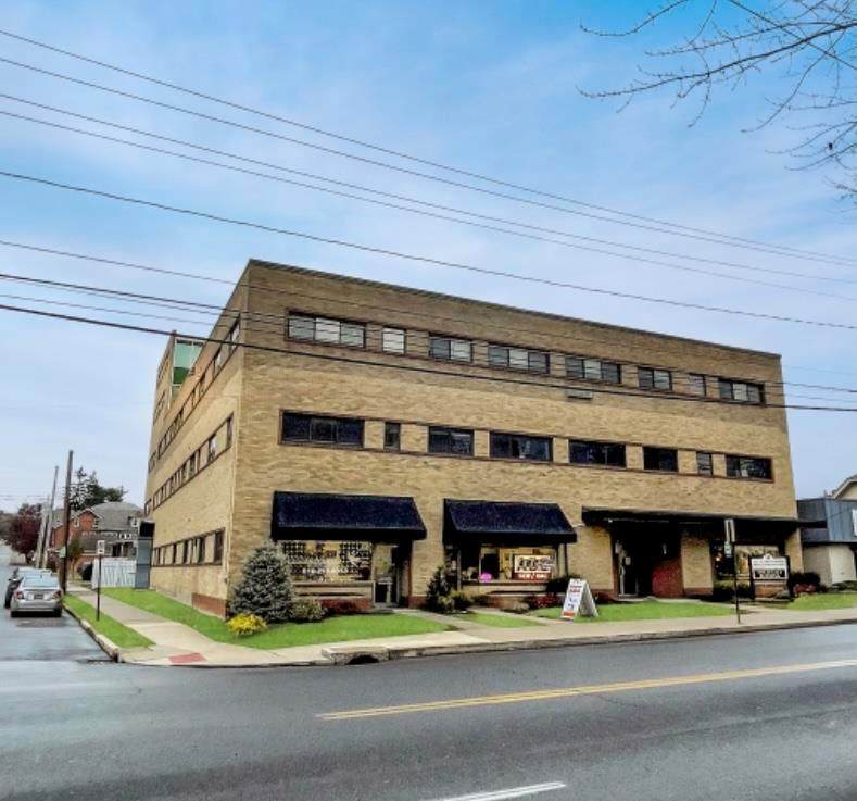35 Elizabeth Avenue - Photo 1
