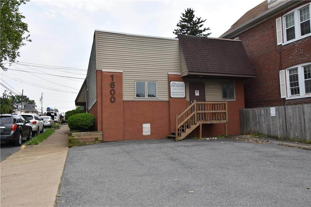 1600 Northampton Street - Photo 1