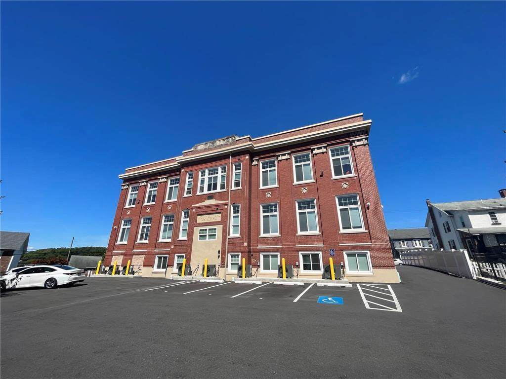 216 Penn Street - Photo 1