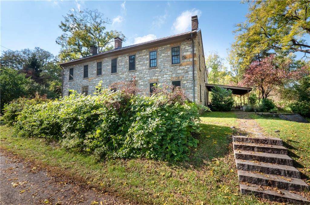 2820 Farr Road - Photo 1