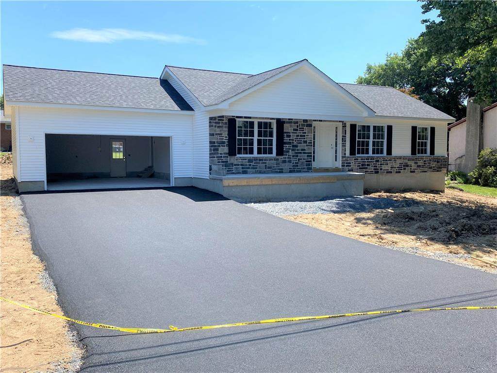 285 Eisenhart Boulevard - Photo 1