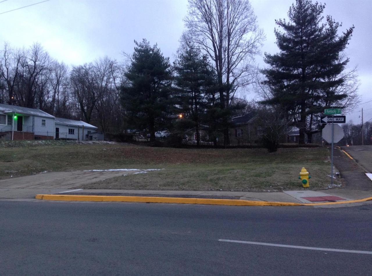 201 11th Street - Photo 1