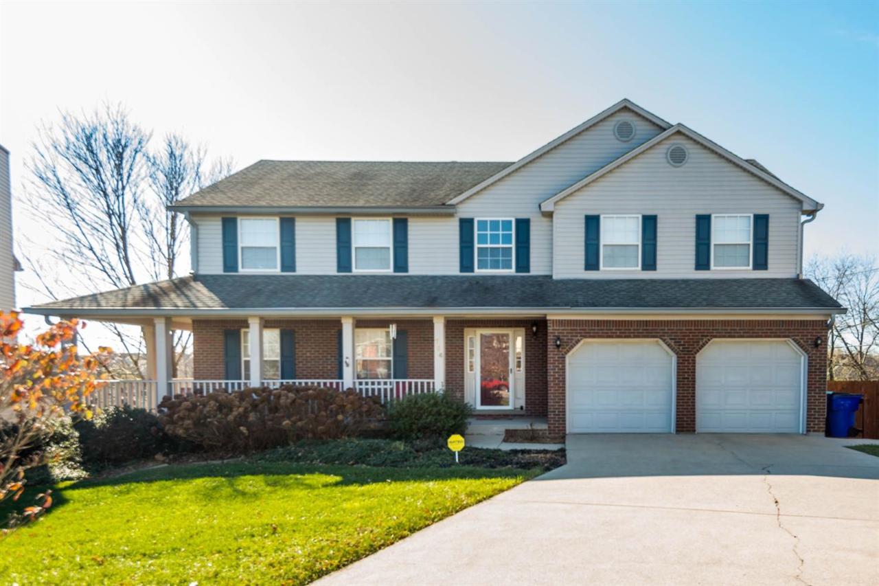 704 Pinnacle Court - Photo 1