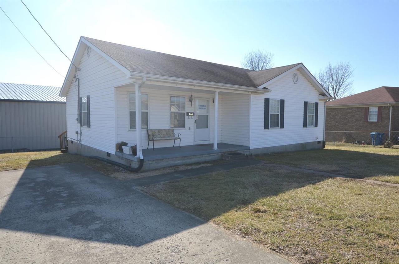 300 Pheasant Drive - Photo 1