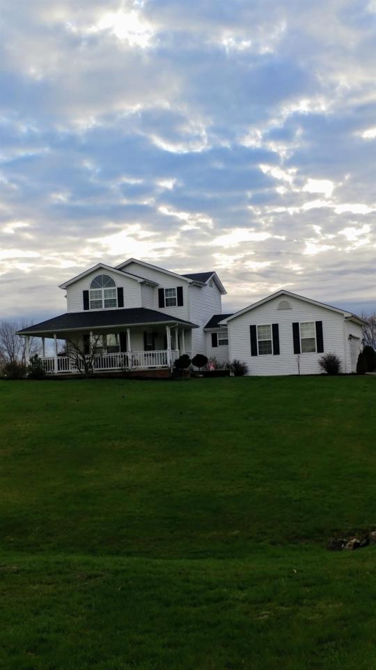 121 Raven Dr - Photo 1