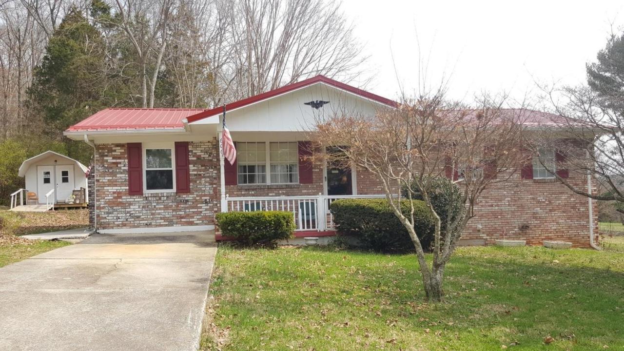 606 Soard Street - Photo 1