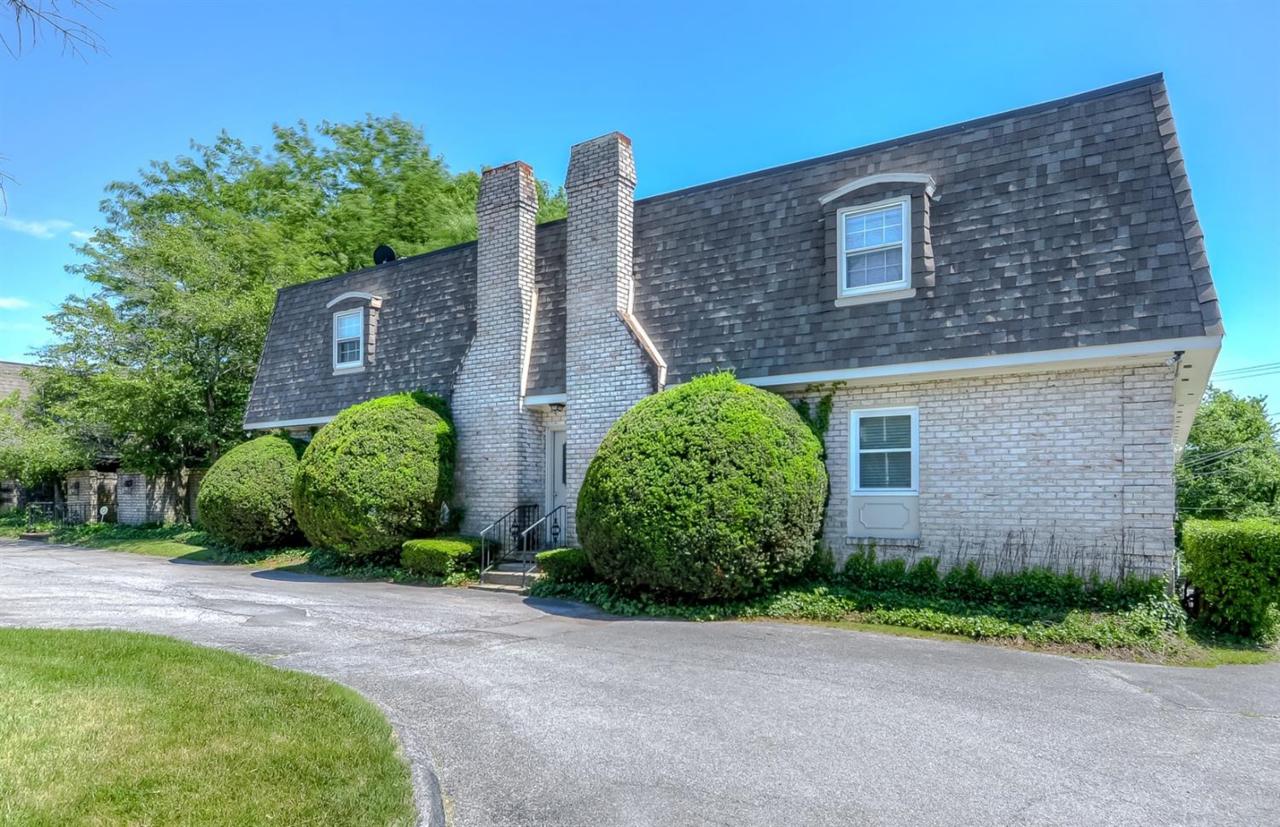 840 Malabu Drive - Photo 1