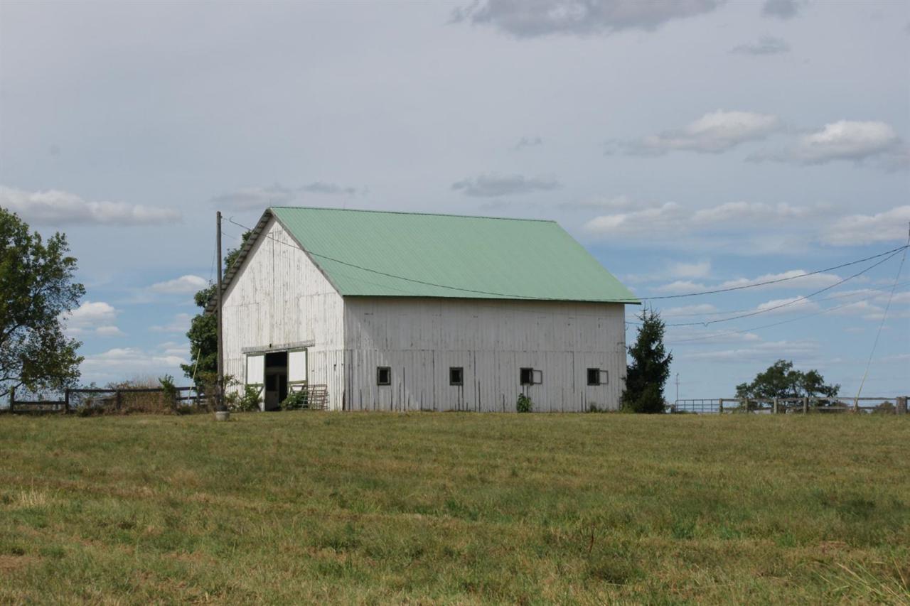 1581 Lexington Road - Photo 1