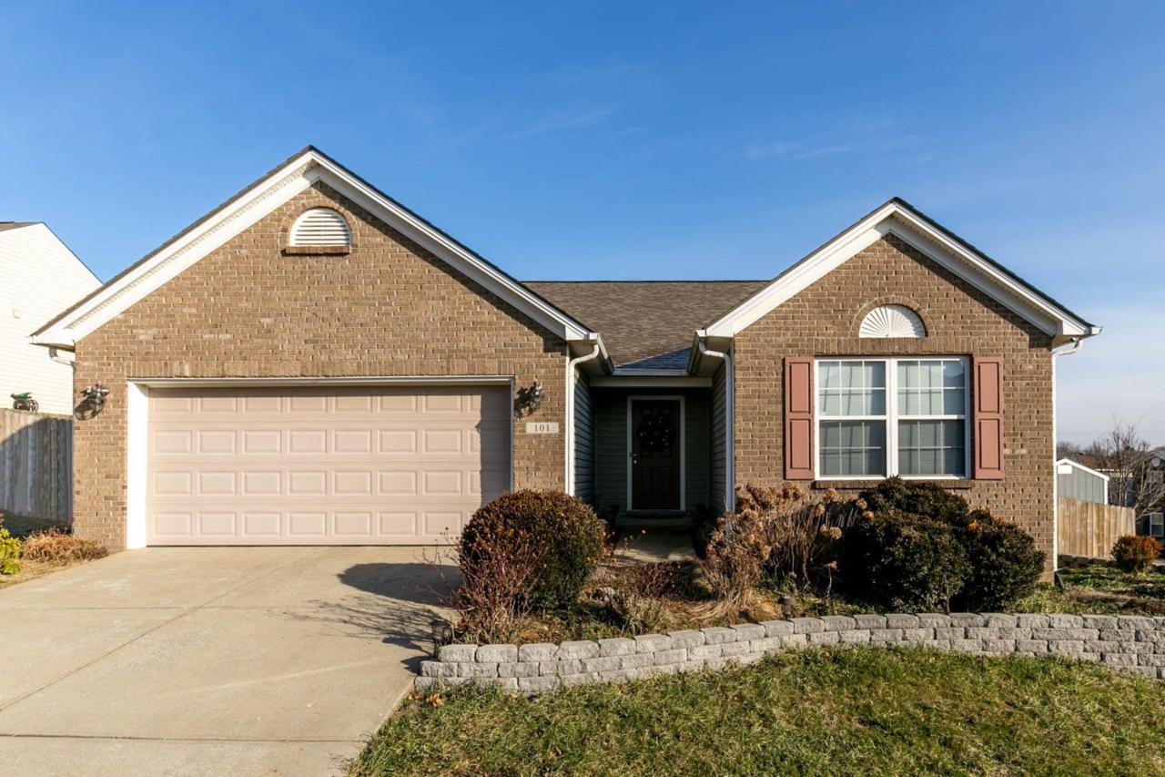 101 Greenway Boulevard - Photo 1