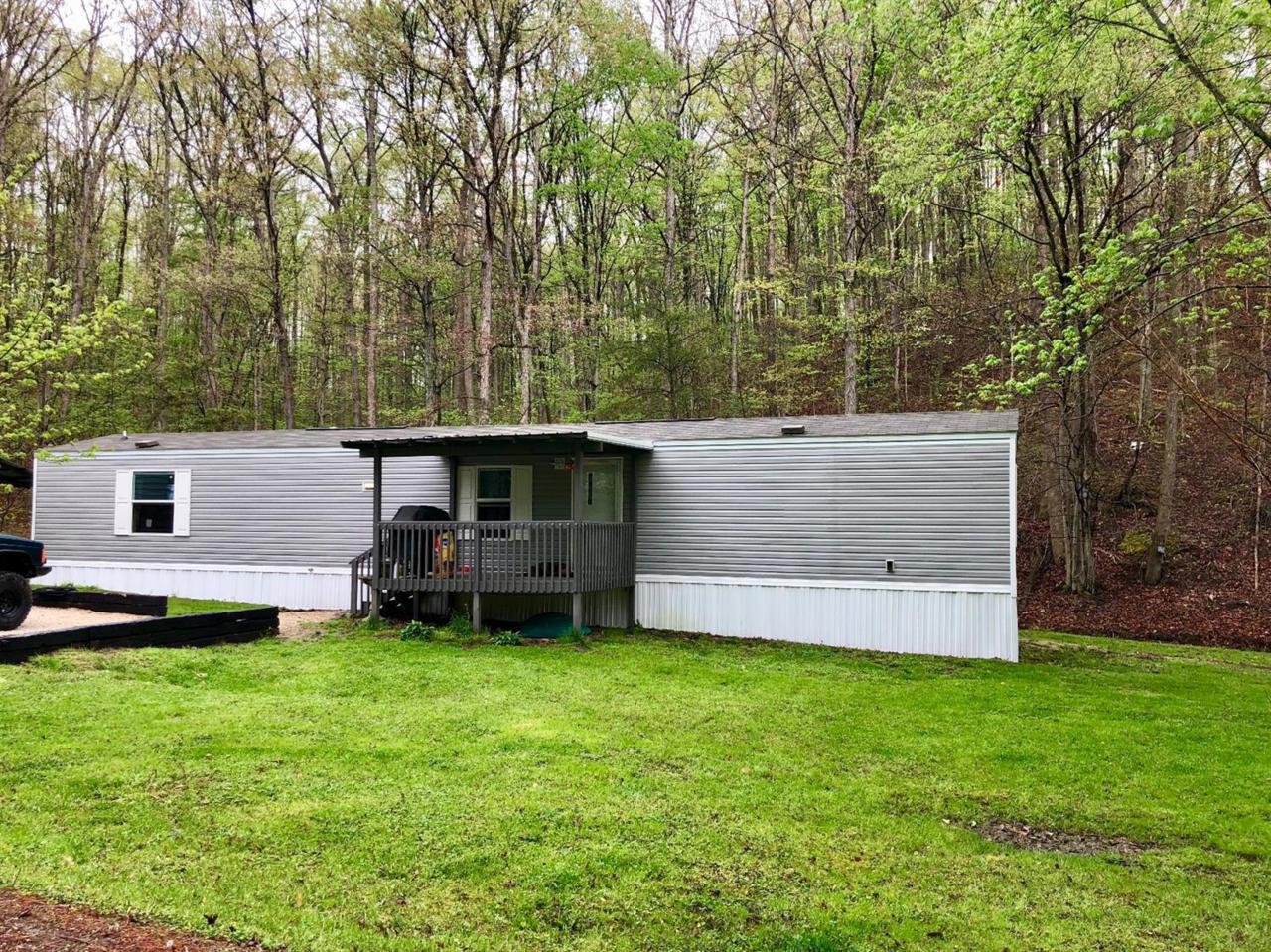 430 Courtney Lane - Photo 1