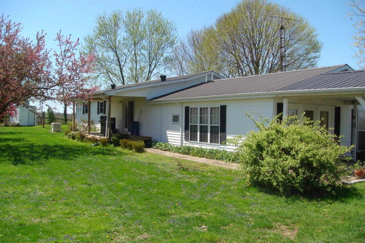 1396 Ratliff Road - Photo 1