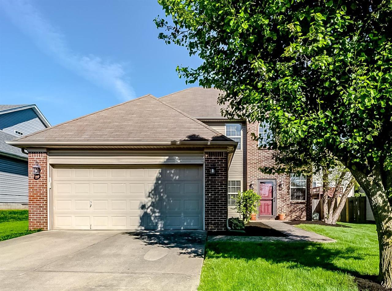 109 Eric Court - Photo 1