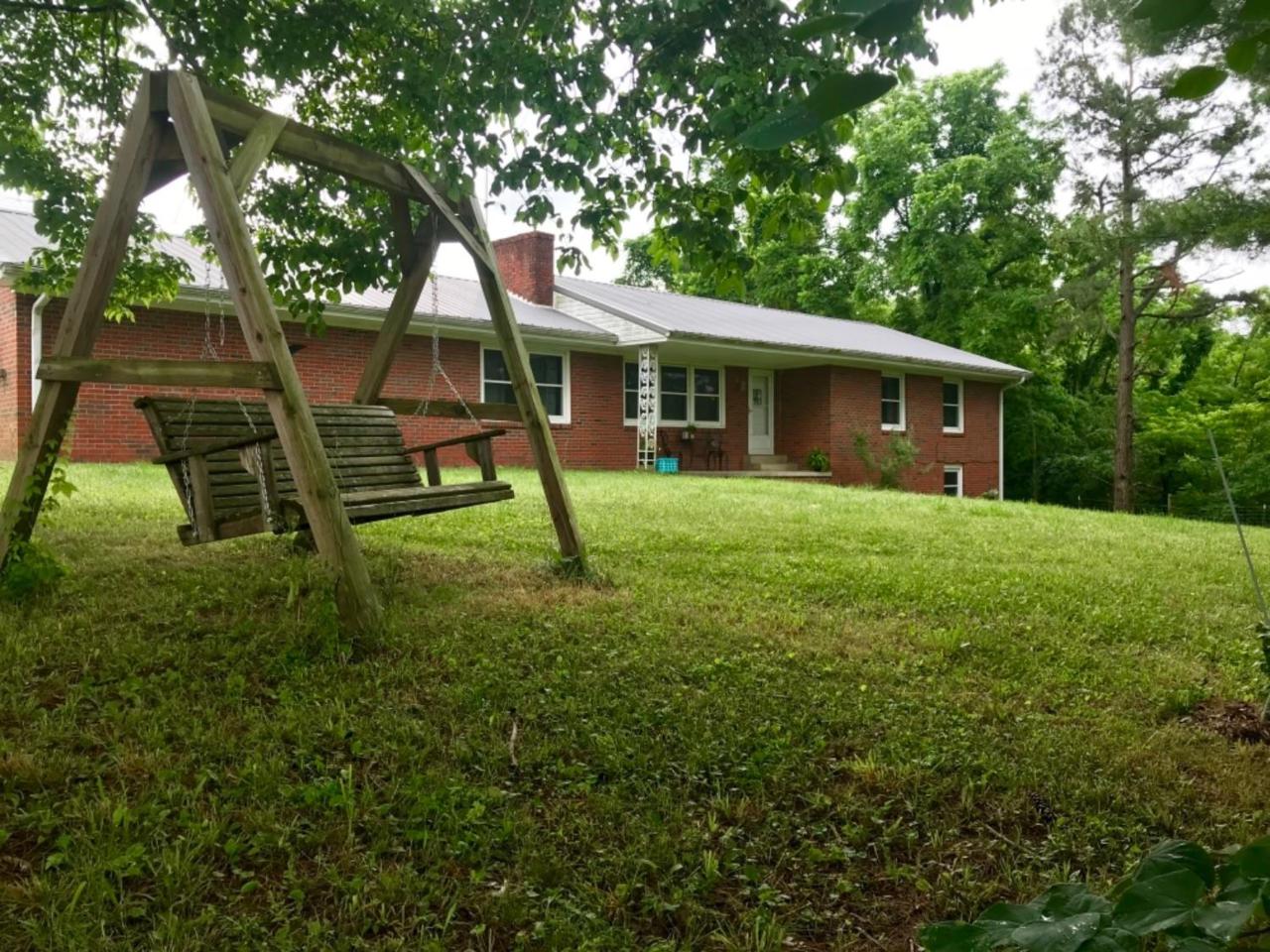 786 Richmond Road - Photo 1