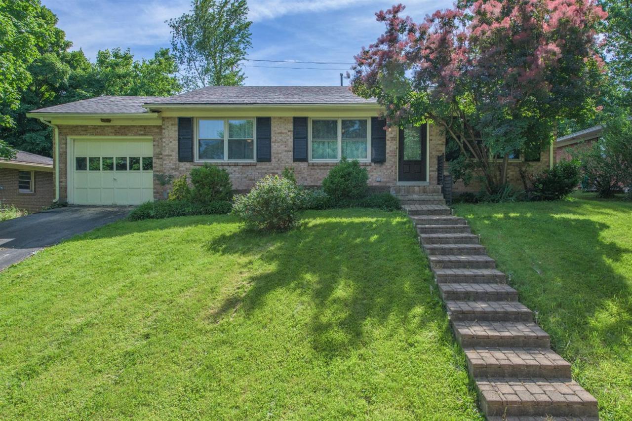 2391 Heather Way - Photo 1