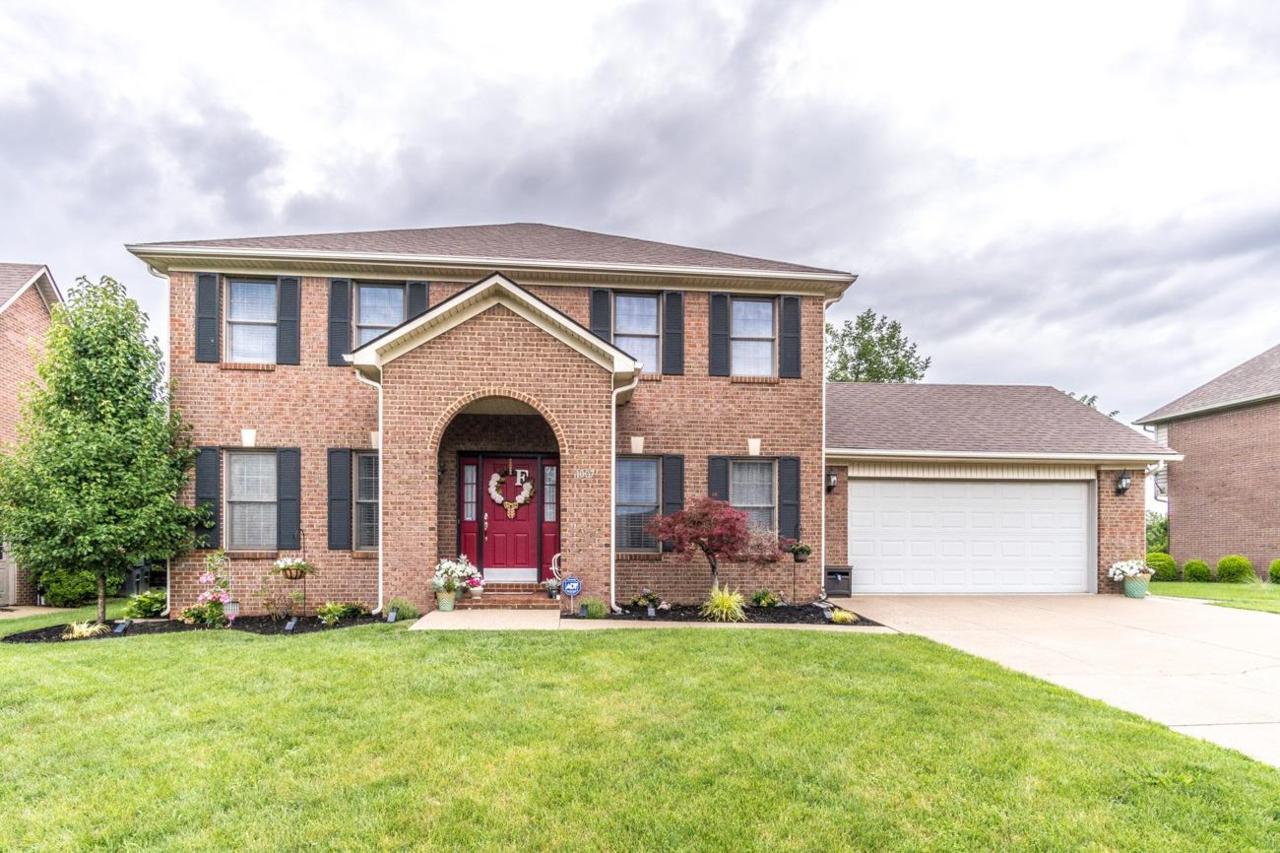 1007 Park Place Drive - Photo 1