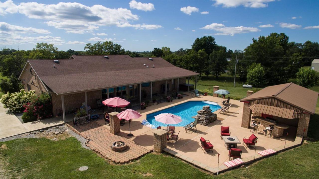 243 Mt Vernon Pike - Photo 1