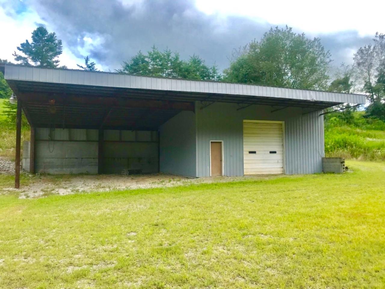 95 Ottawa Rd - Photo 1