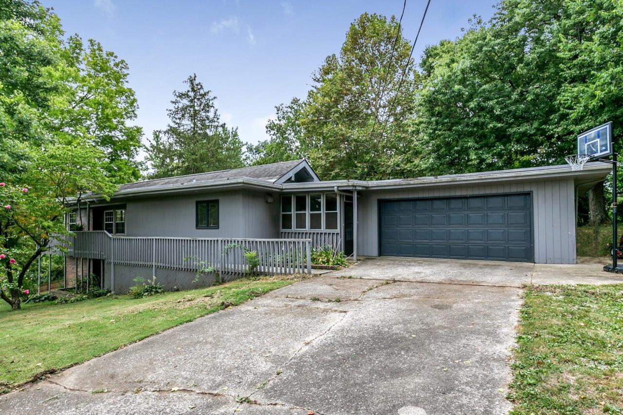 115 Armitage Drive - Photo 1