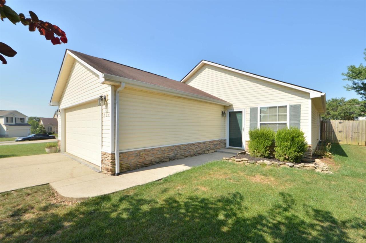 204 Hogan Drive - Photo 1