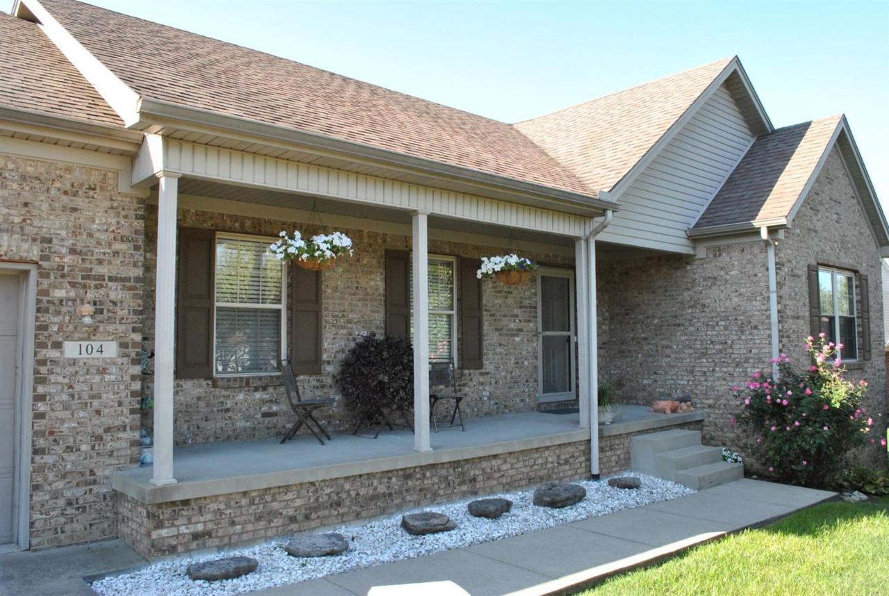 104 Post-Time Court - Photo 1
