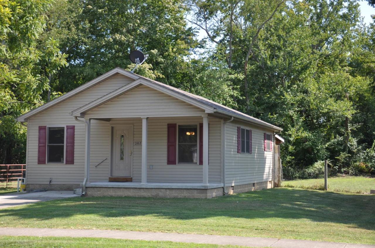 202 Elm Street - Photo 1