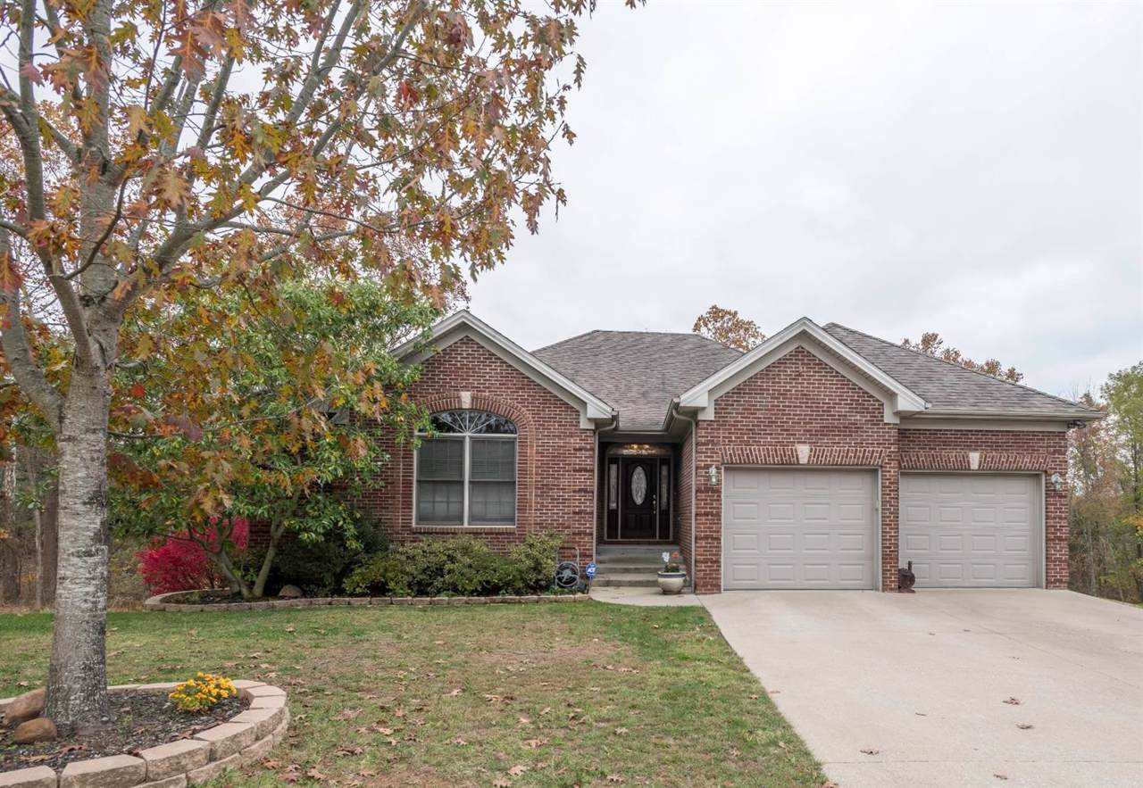 179 Lakeshore Circle - Photo 1