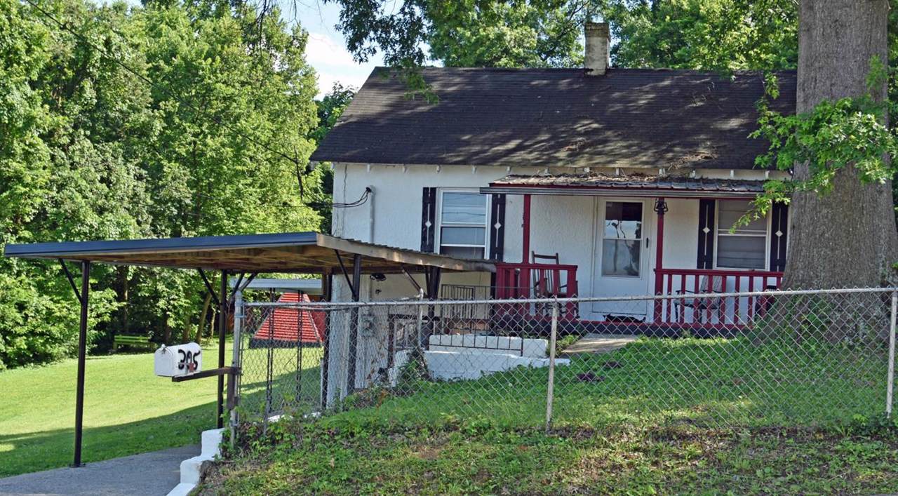305 Henry Street - Photo 1